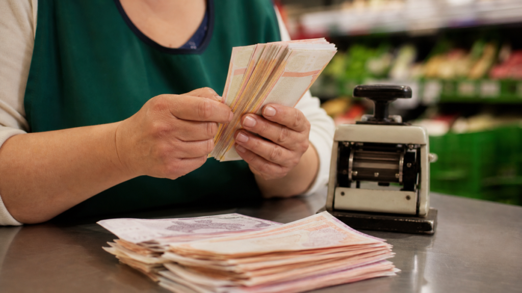 Póthatáridőt kaphatnak a nyugdíjas utalványoknál a boltok
