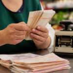 Emelkedik a nagyker ár, kérdéses a kutaknál a benzin